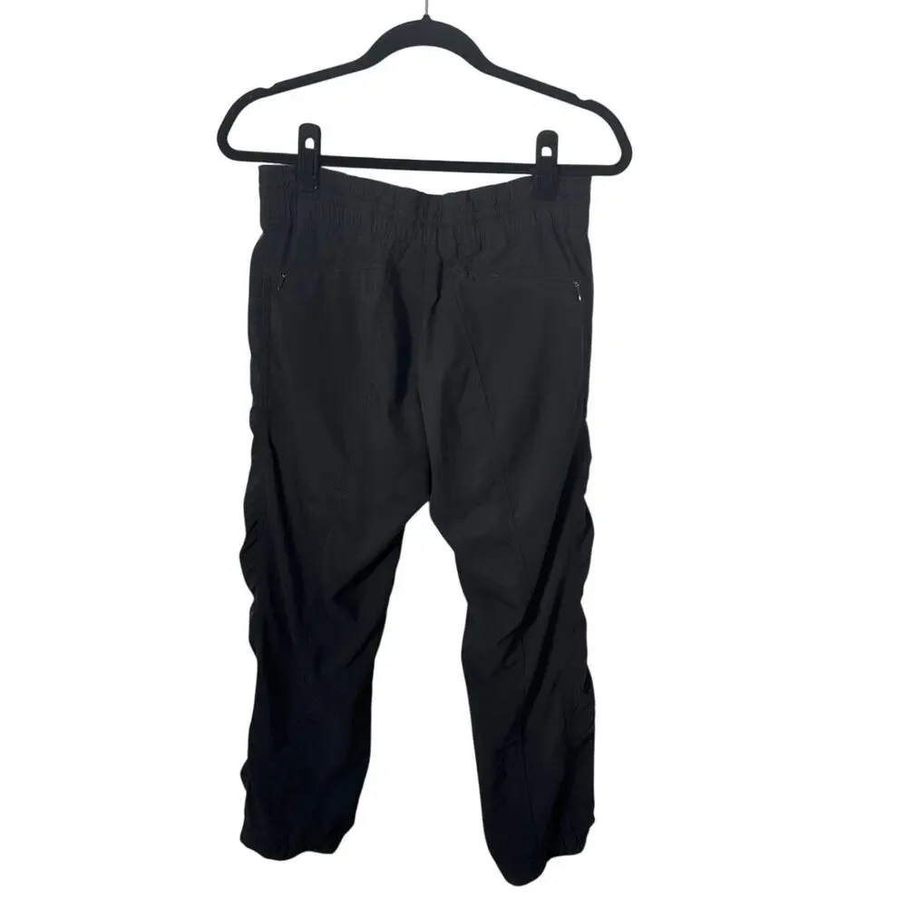 Athleta color black